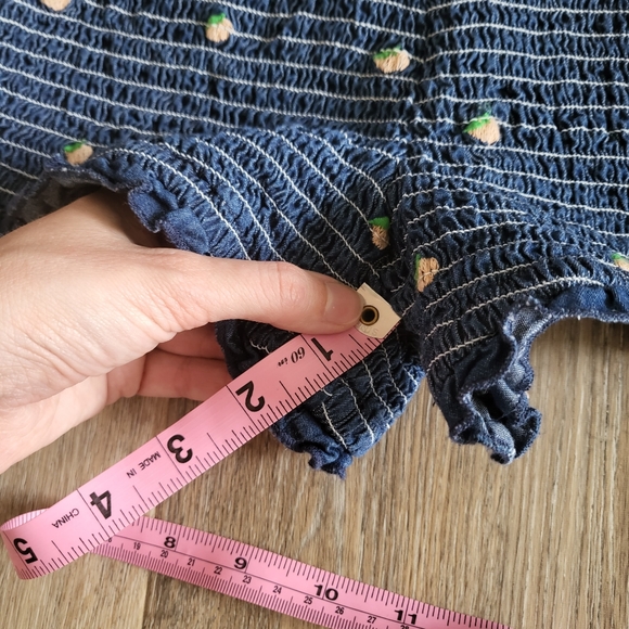 UO Peach Embroidered Ruffle High Rise Pin-up Short S - Picture 4 of 8